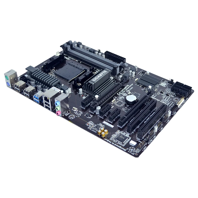 Gigabyte 970A-DS3P AM3/AM3+ New Desktop PC Computer Motherboard ATX DDR3 32GB Placa Mae For AMD Eight Core 970 Game Mother Board |