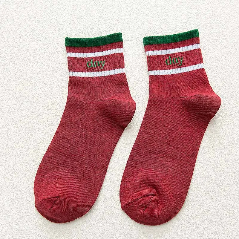 Men tube socks autumn and winter new letters hit color cotton casual sports breathable men | Мужская одежда