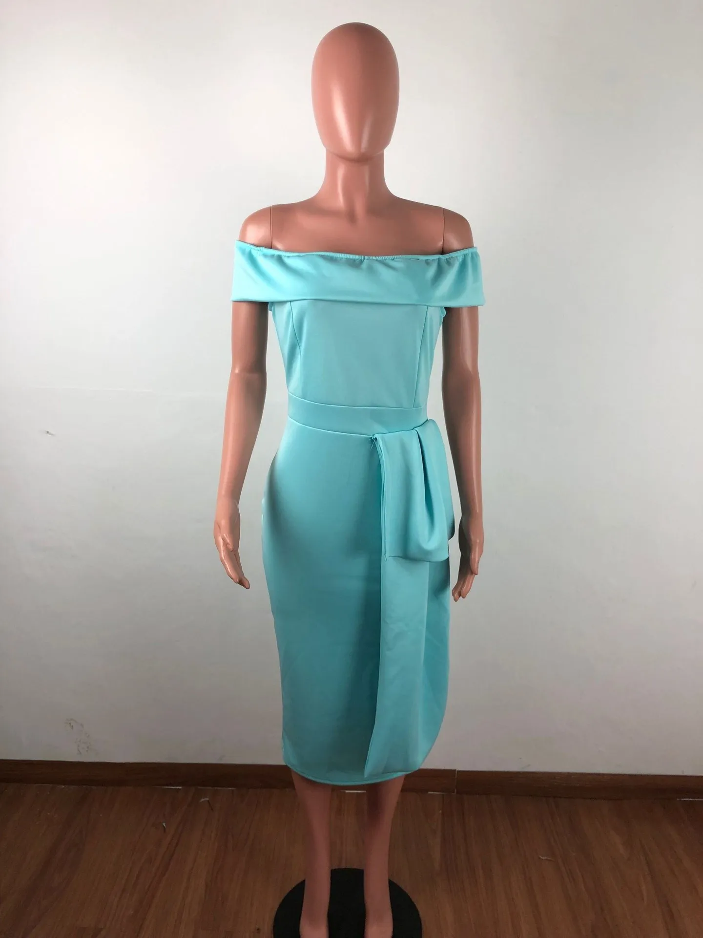 Женское облегающее платье с открытыми плечами вечернее открытой спиной Клубная