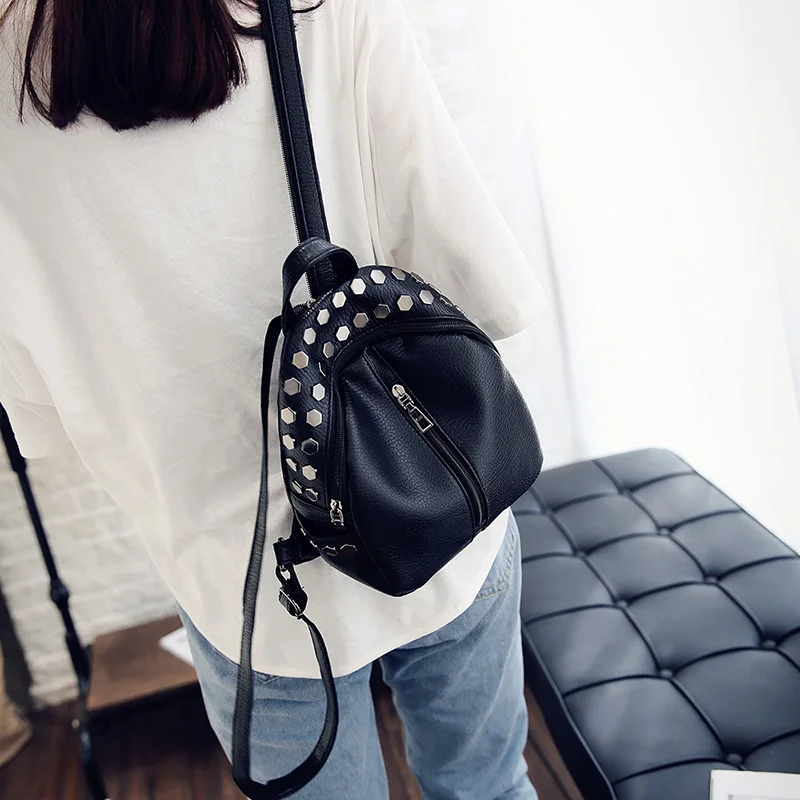 

2019 new women's fashion backpack mini wild backpack summer PU leather waterproof soft leather casual rivet backpacks DG446