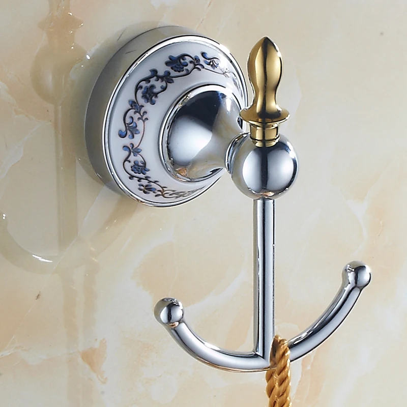 Набор металлических хромированных принадлежностей для ванной комнаты набор