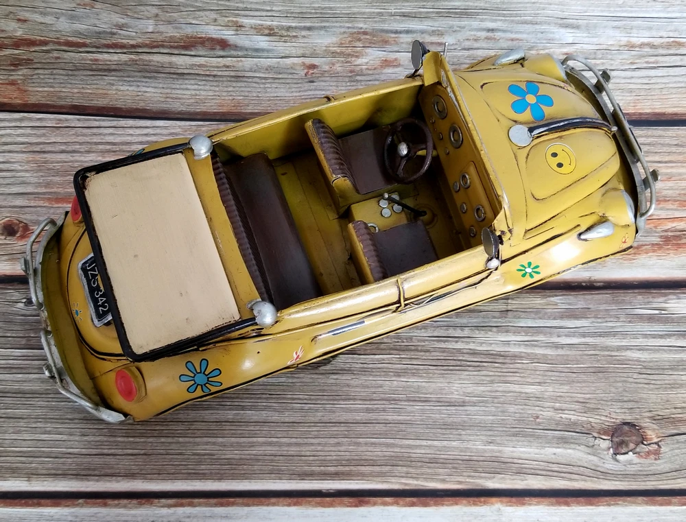 

Retro iron handicraft home ornament display window furnishing old Vintage Car Model gift
