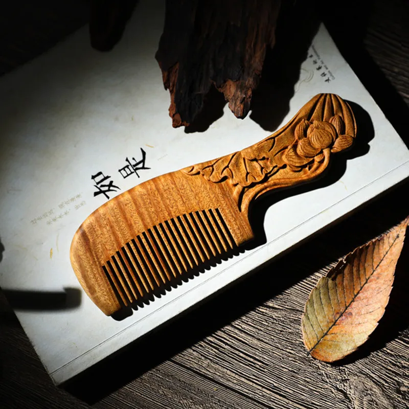 New Green Sandalwood Comb Anti-static Massage Lotus Pattern Carving Handmade Beard And Hair Styling Tools For Men Women | Мать и ребенок
