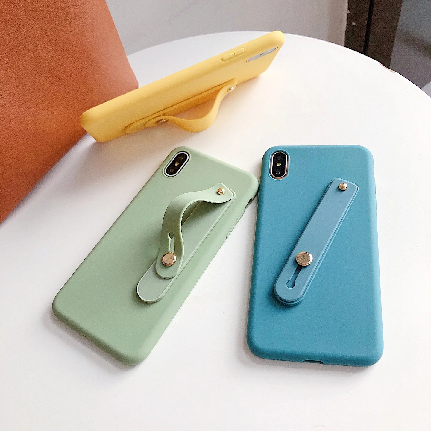 Solid Color Wrist Strap Phone Case for iPhone 6 6S 7 8 Plus X XS XR Max Silicone Matte Utra-slim Cases Protective Cover Coque |