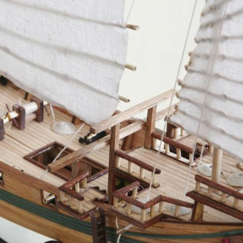 Парусное судно &quotЗеленые брови&quot.Модель для сборки.Для профессиональных