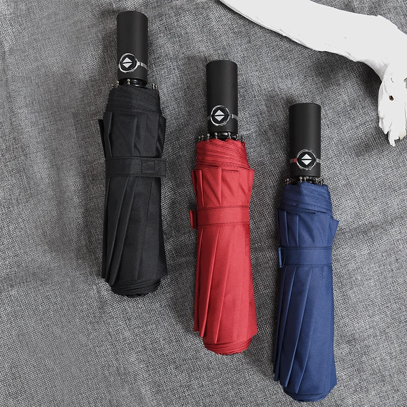 Десять кости полностью открывать и закрывать купе Тубы Солнечный зонтик человек