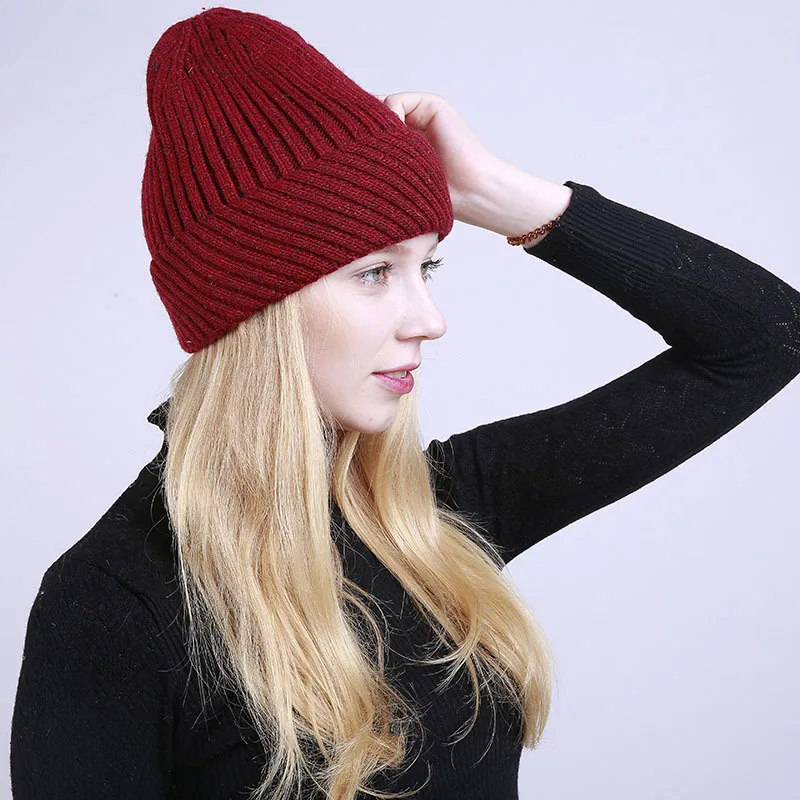 Женских Skullies шапочки Шапки зима теплая Шапки модные меховые шапки Рик и Морти известный бренд Элитный бренд кашемировый плед Лыжная маска