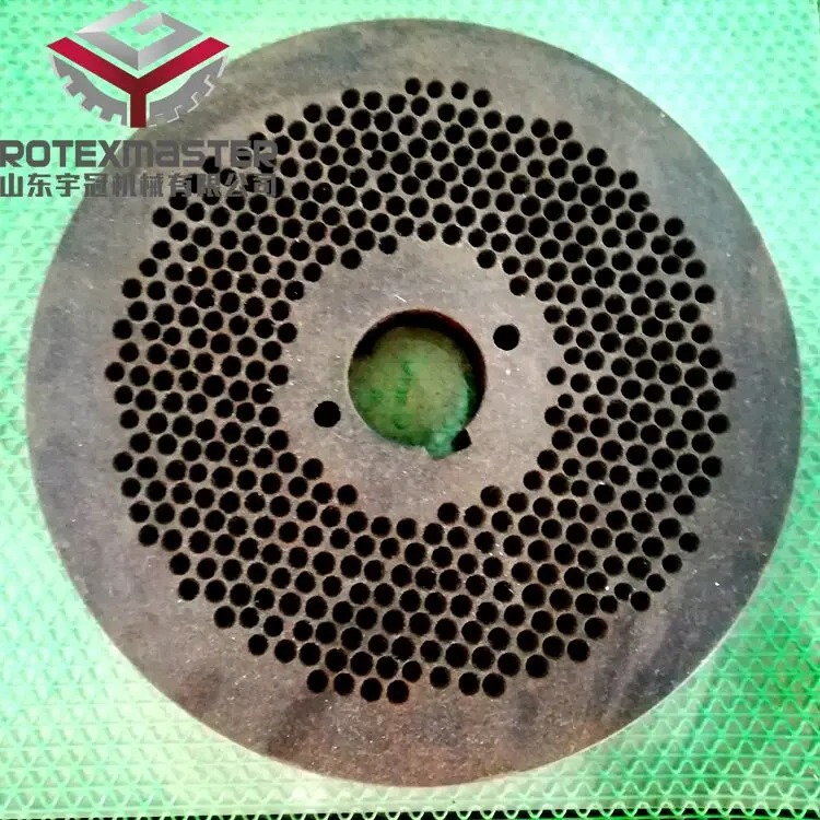 Эксперты в производстве и экспорте корма для животных или древесных