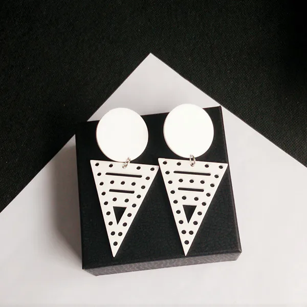 Круглый и треугольник кулон 2016 Таиланд классический дизайн пластиковые простой