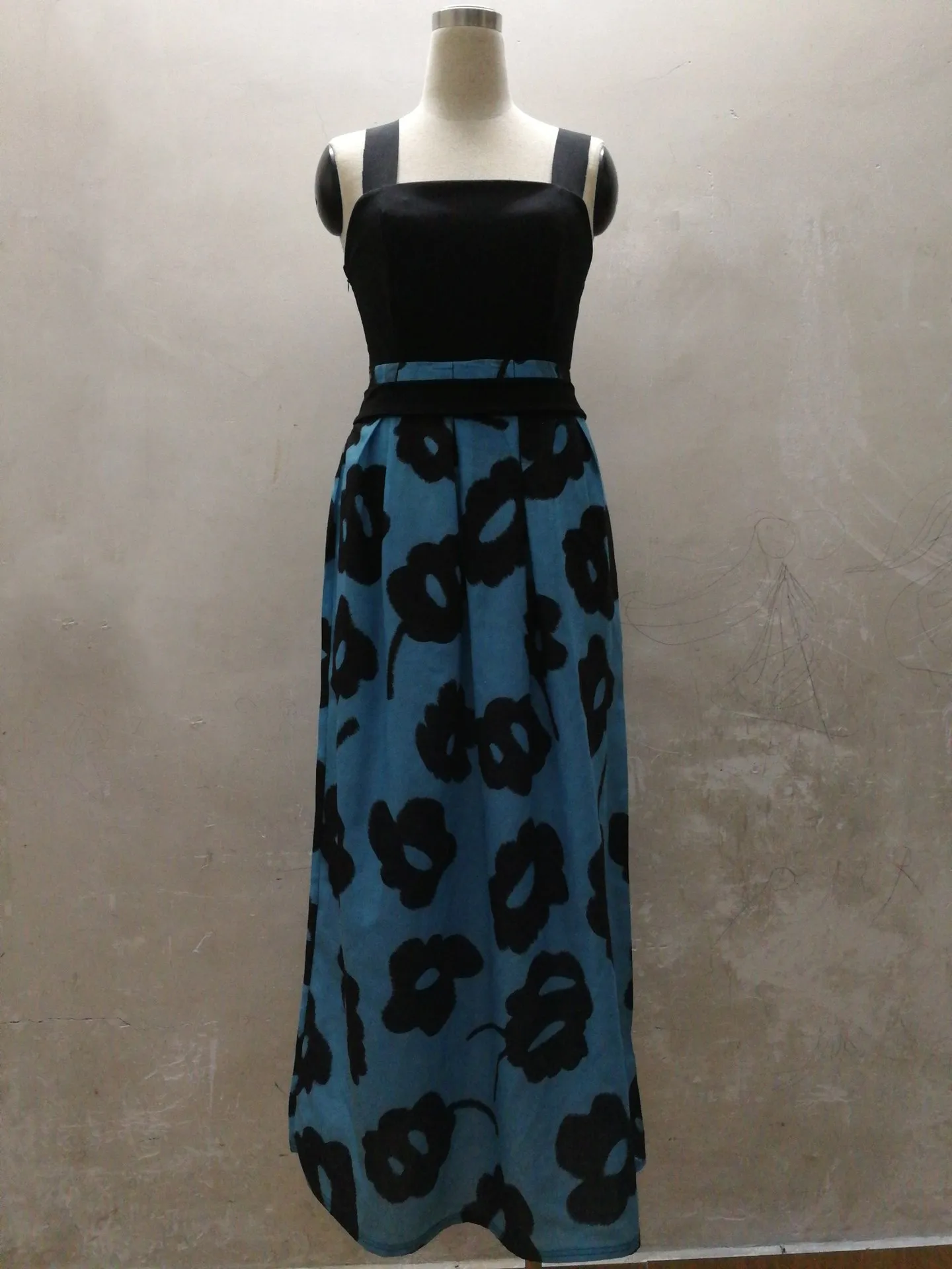 Сексуальное богемное Макси-Платье на тонких бретелях без рукавов с открытой