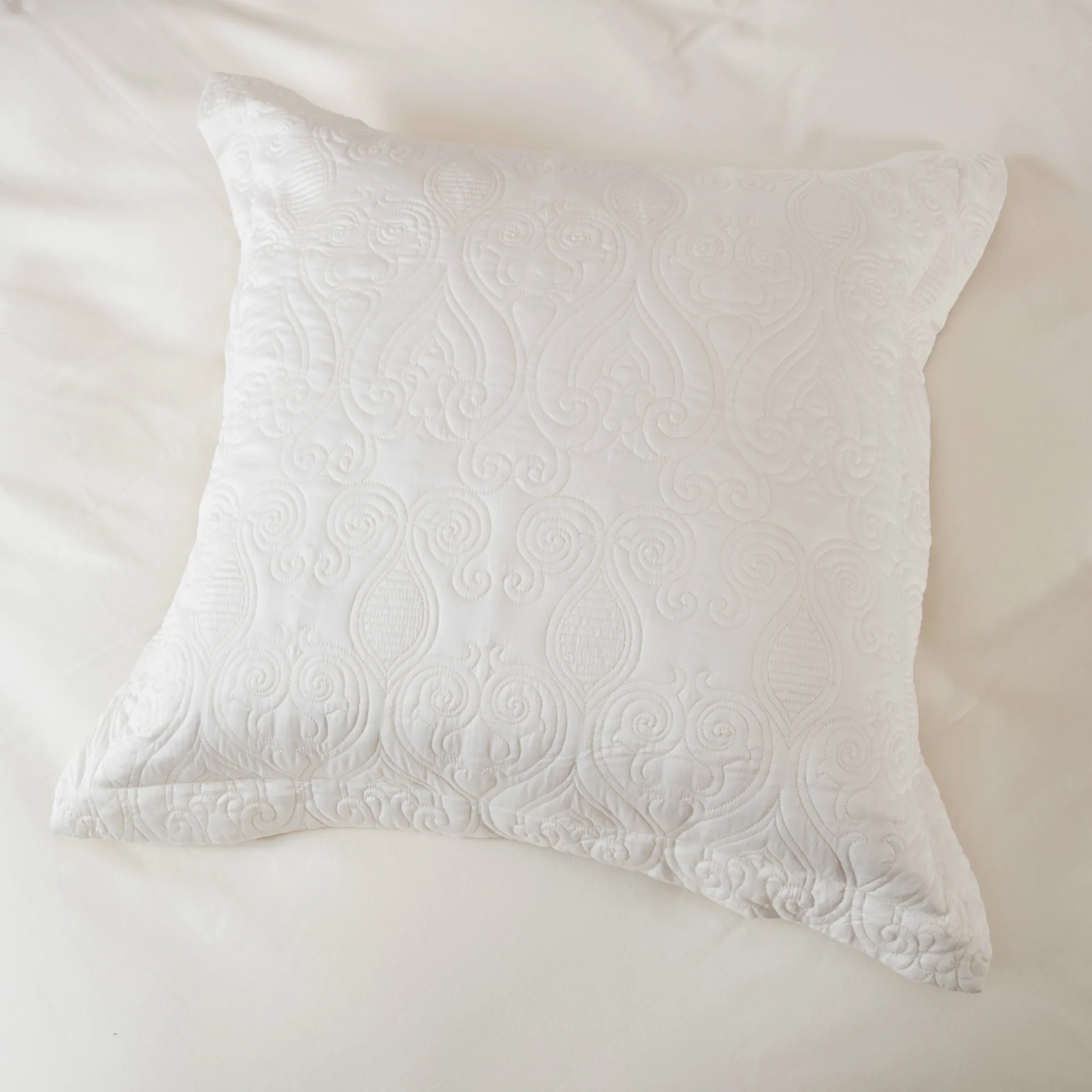 Abbiemao элегантное постельное белье с вышивкой комплект из четырех предметов