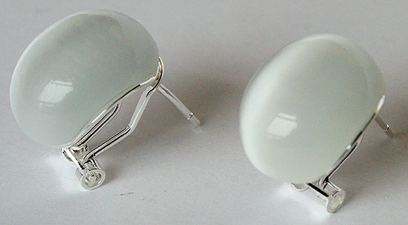 

wholesale good noble 925 18mm white opal Stud Earrings 5.29 -jewelry