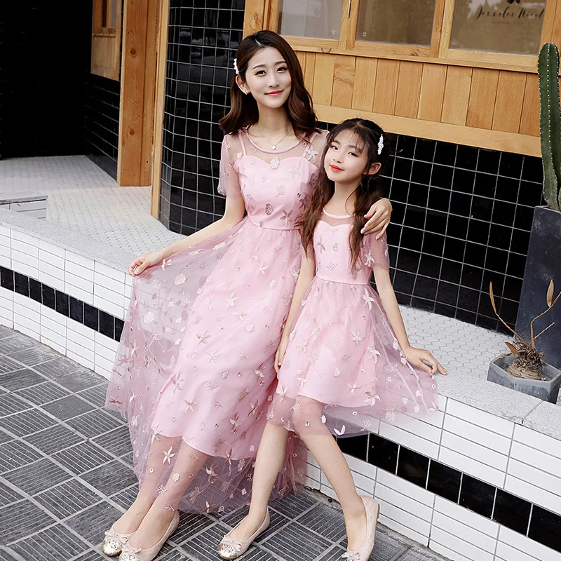 Одинаковая одежда для всей семьи WLG розовые и синие сетчатые Платья с цветочным