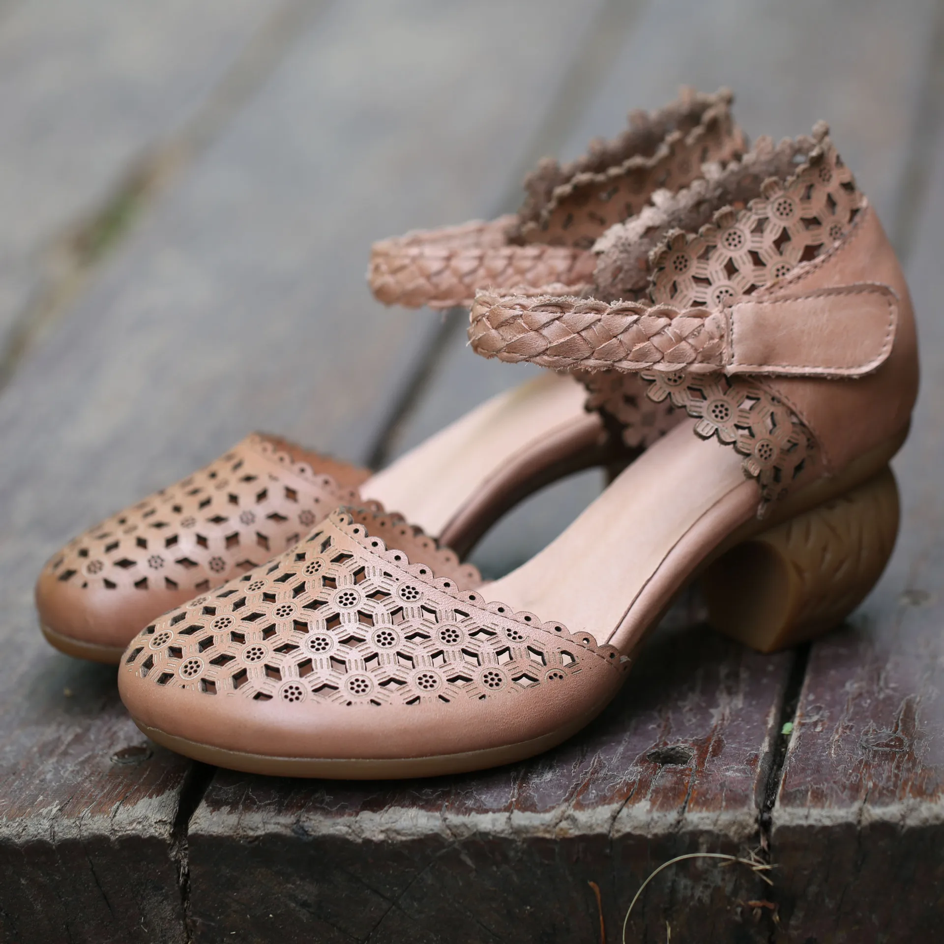 Женские босоножки из натуральной кожи ручной работы с круглым носком элегантная