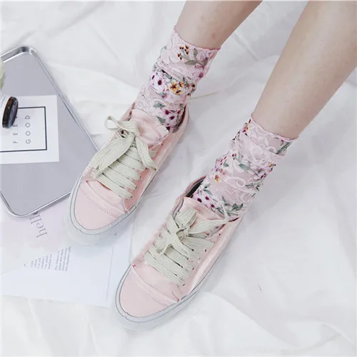 pink Модные кружевные носки с цветочным принтом летние прозрачные тонкие носки для женщин и девочек Забавные длинные носки из тюля с дышащей сеткой женские Чулочные изделия - Цвет: pink