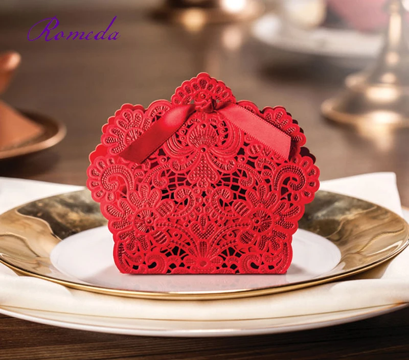 

Free Shipping Red Laser Cut Wedding Favor Boxes Wedding Candy Box Casamento Wedding Favors And Gifts