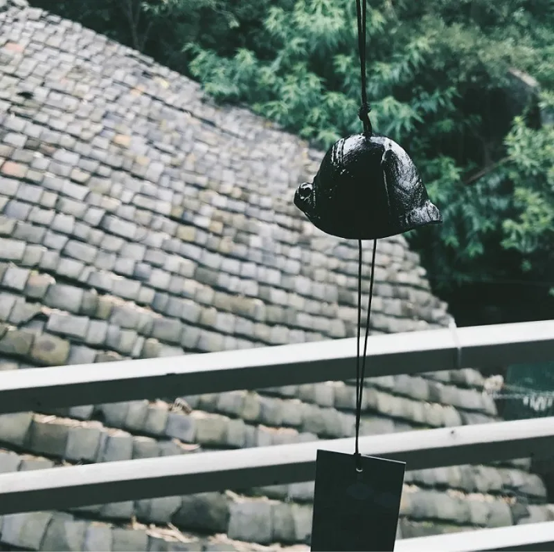 Японский стиль Furin Wind Chime Nanbu чугунная темно-зеленая черепаха Iwachu | Дом и сад