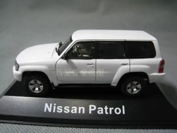 J-коллекция 1:43 Nissan Patrol сплав модель автомобиля литья под давлением металлические игрушки подарок на день рождения для детей мальчик