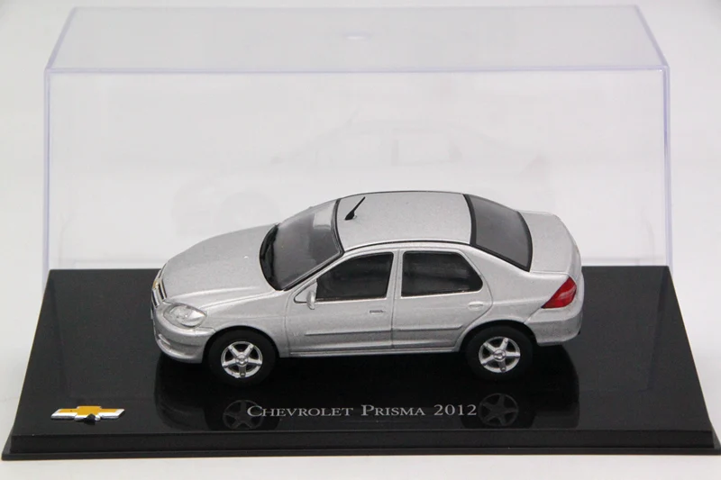 Prisma 2012 IXO 1:43 разных лет и стилей Chevrolet Chevette Monza/Amazona/Kadett Hatch/opala/Vectra/Celta/игрушечные машинки литые под давлением модели - Цвет: Prisma 2012