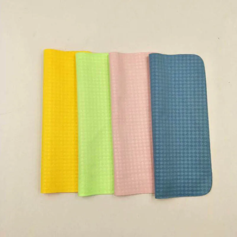 2018 New Microfiber needle a small grid pattern glasses cloth clean wipe screen Size 145mm*175mm | Аксессуары для одежды