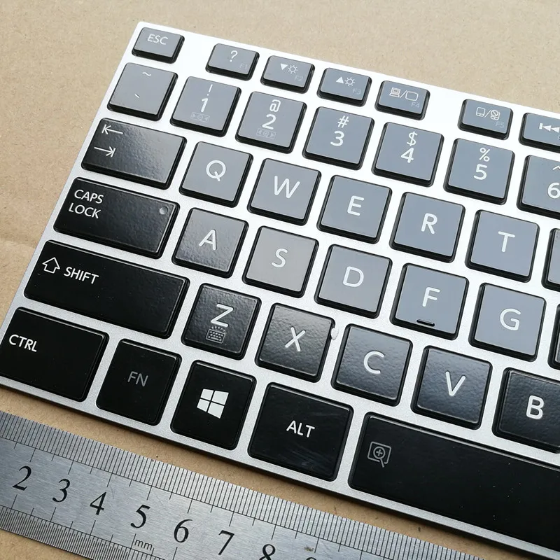 Клавиатура для ноутбука Toshiba L850 L855D L855 L850D P850 X870 | Компьютеры и офис