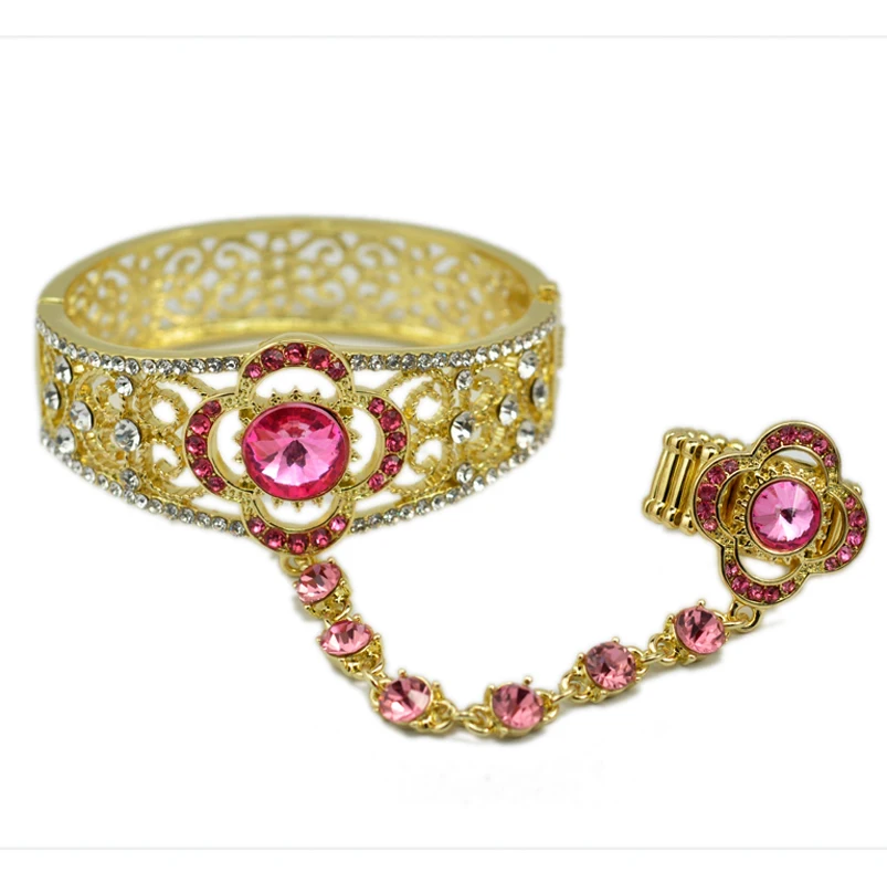 Браслет-манжета с кристаллами и цветами кольцом на палец | Украшения аксессуары