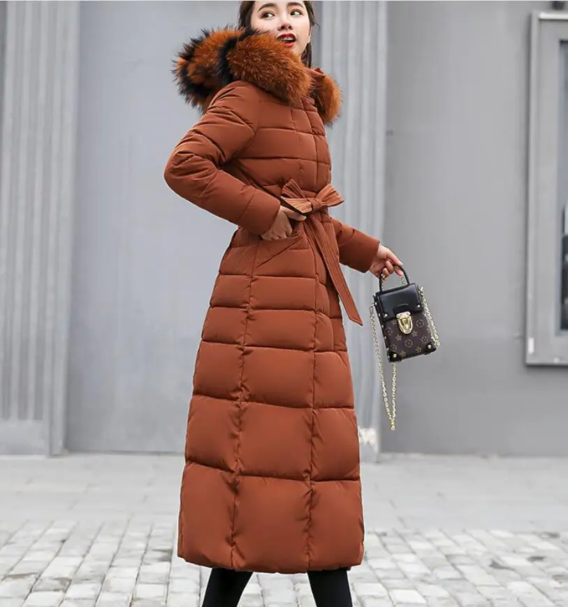 Фото Женское хлопковое пальто зимняя приталенная куртка на шнуровке с большим