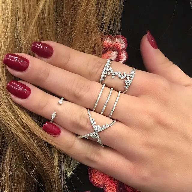 2020 Черный Серебряный Цвет Высота X Ширина кольца с буквами полный кубического