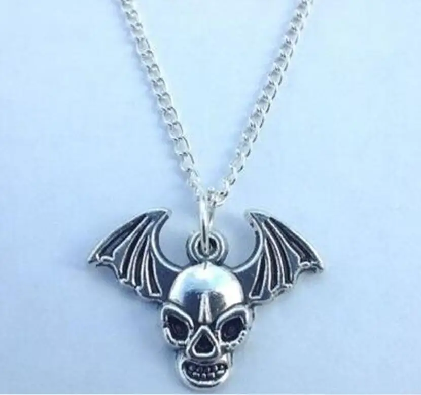 10 шт. Новинка странные черепа Крылья летучей мыши Подвески ожерелье-цинковый