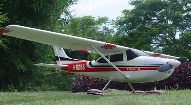 Новичок RC модель самолета 1410 мм EPO Электрический Cessna 182 PNP
