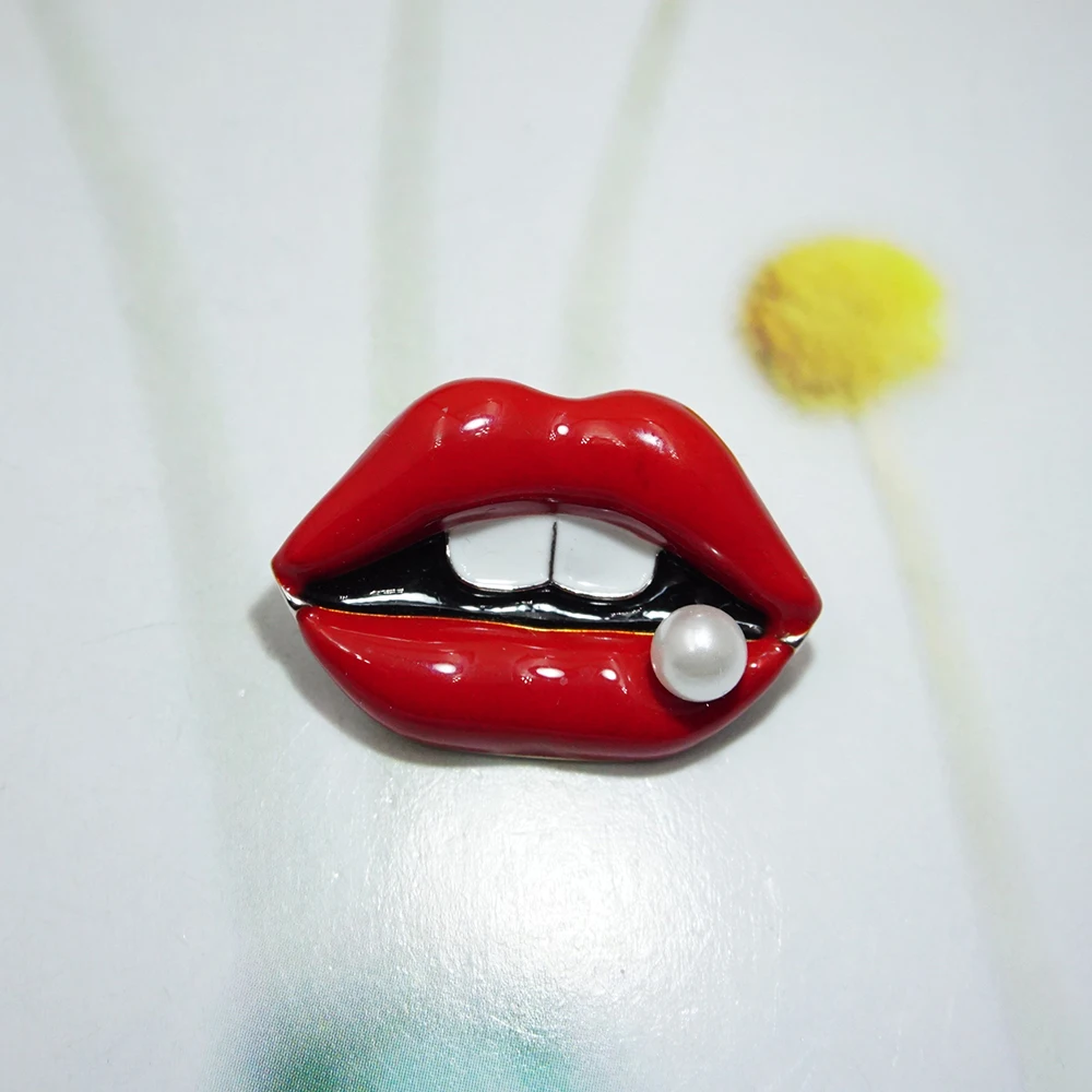 Новая Корейская брошь модные пикантные помада эмаль имитация жемчуга с губами