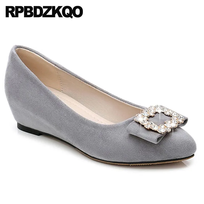 Стразы женские классические туфли из 2018 замши с острым носком увеличивающие рост