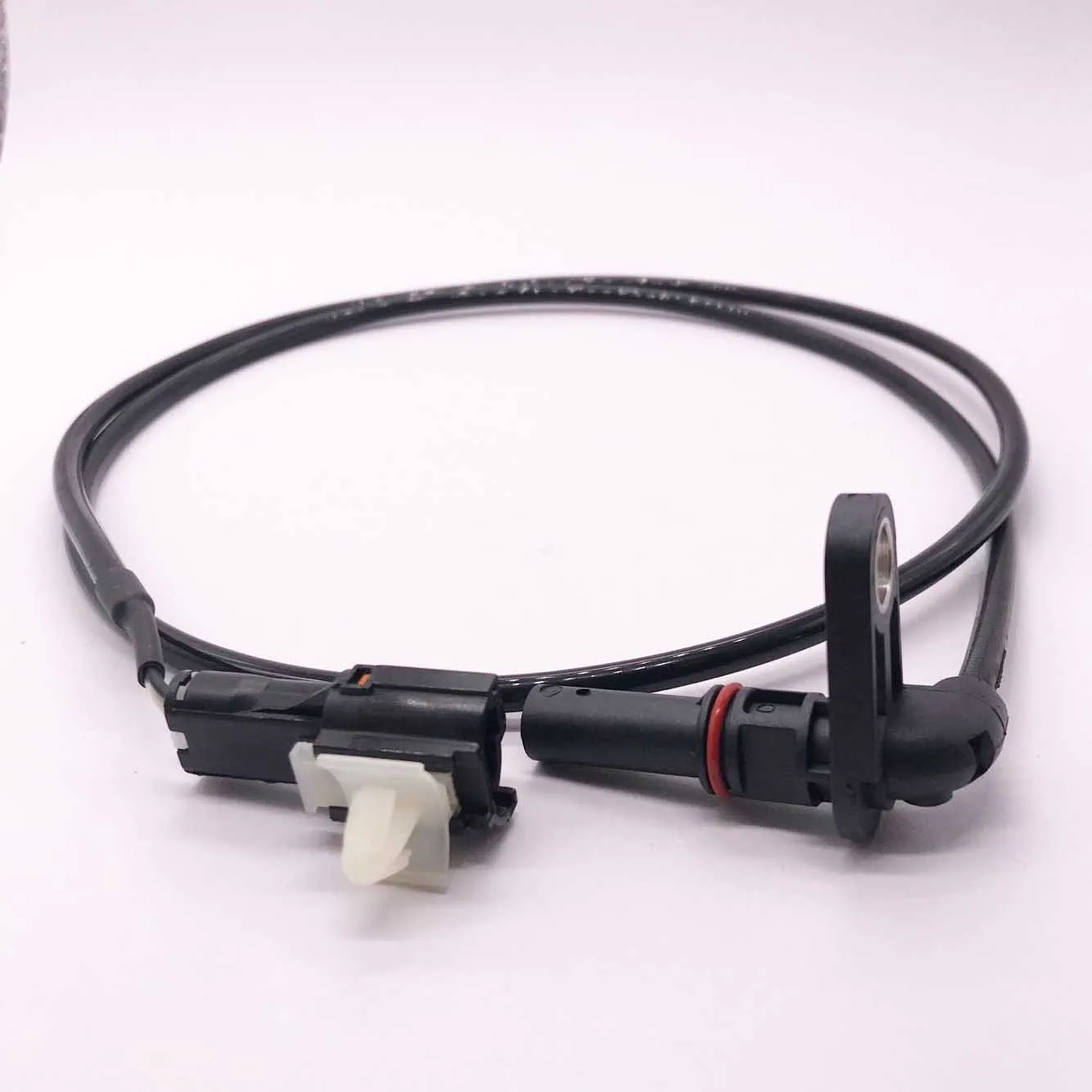 

Smd, высокое качество, Авто Новый ABS Датчик скорости колеса Передний правый MK584728 для Mitsubishi FUSO CANTER PRESTIJ 0265008643