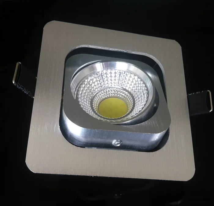 Вращающийся квадратный светильник в серебряном корпусе СВЕТОДИОДНЫЙ Светильник