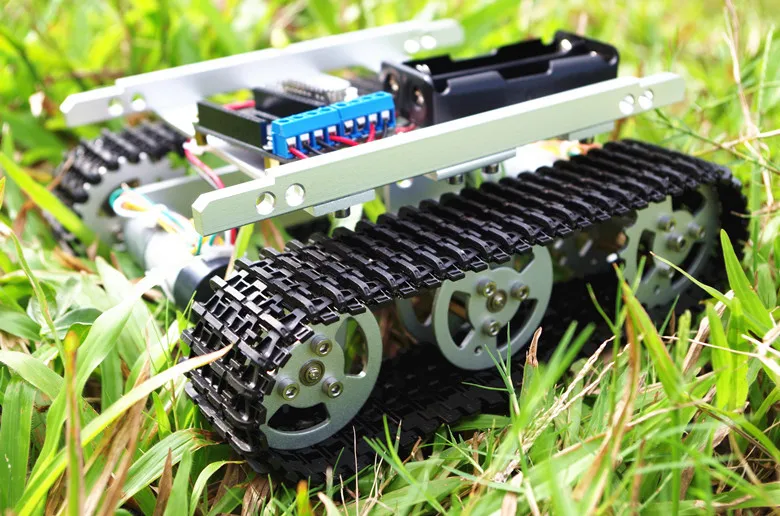 Wi Fi RC металлический робот танк T100 от NodeMCU Development Kit с L293D двигателя Щит