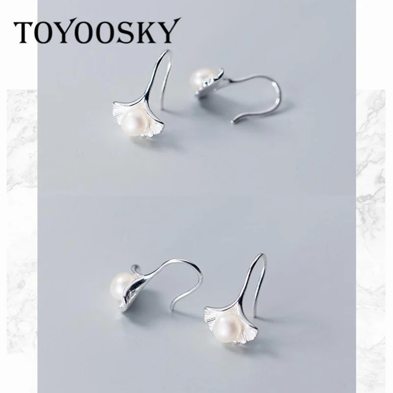 Женские серьги капельки из серебра 925 пробы с натуральным жемчугом в форме листа