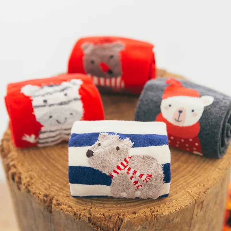 

Caramella Gift Box Christmas Socks For Women autumn winter cute cartoon Santa Claus deer patterns cotton socks 4pairs/box