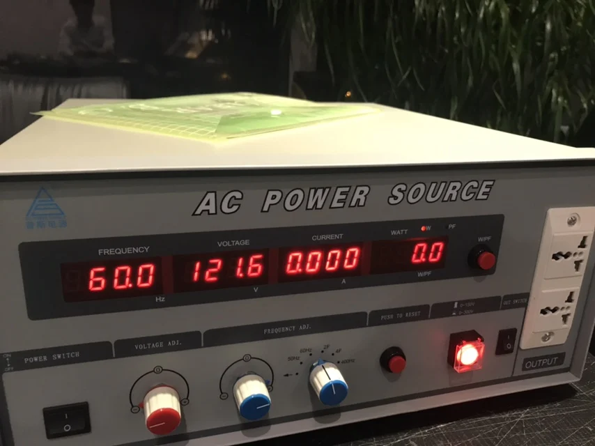 Высокая точность AC мощность высоковольтный инвертор 1000VA переменная частота 1000