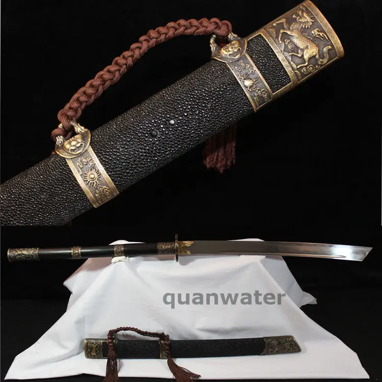 

41'DAMASUS FOLDED STEEL CLAY TEMPERED GENUINE REAL SKIN SAYA CHINESE SWORD