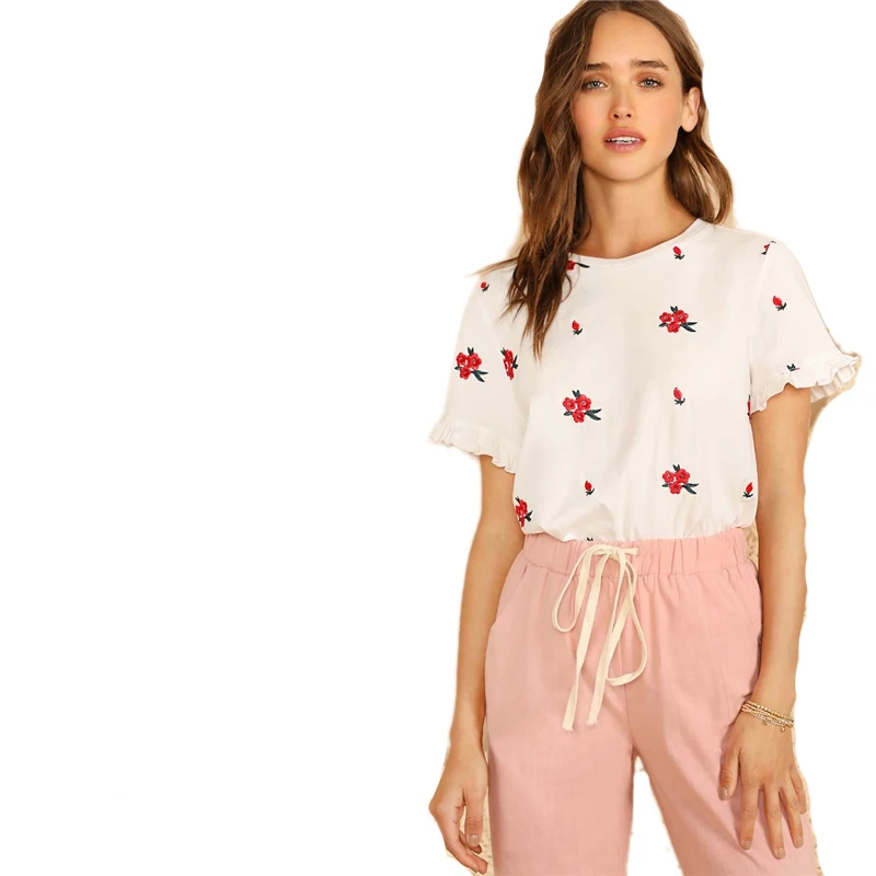 SHEIN Футболка С Цветочной Вышивкой И Оборками Весенняя Современная Женская Футболка С Круглым Вырезом