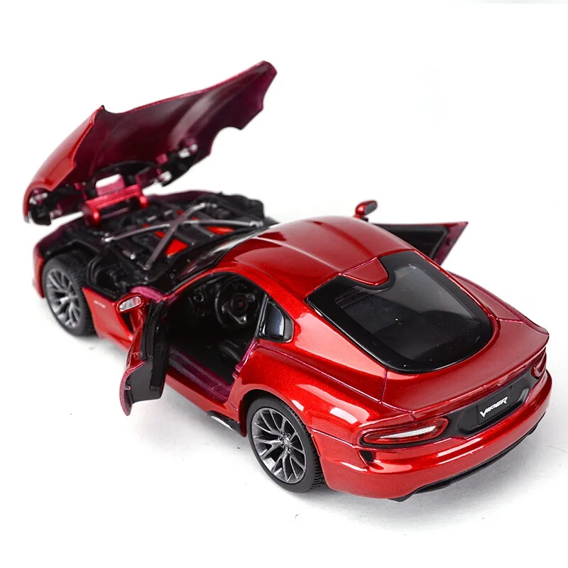 Maisto 1:24 Dodge SRT Viper GTS 2013 литая модель автомобиля игрушечные машинки