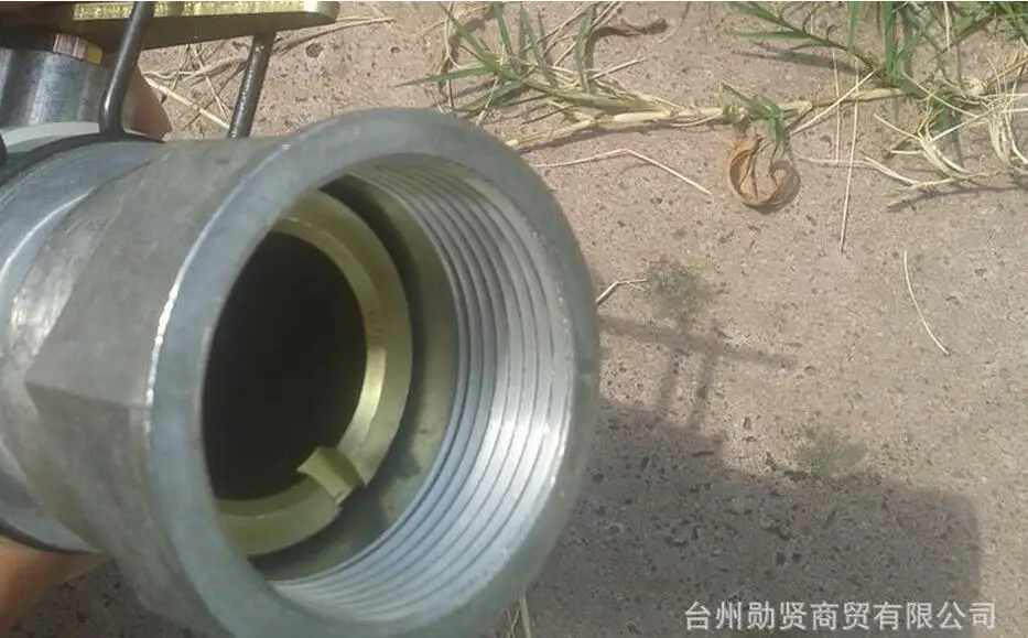 1 5-дюймовый DN40 садовый водяной пистолет распылитель регулируемый 360 угол