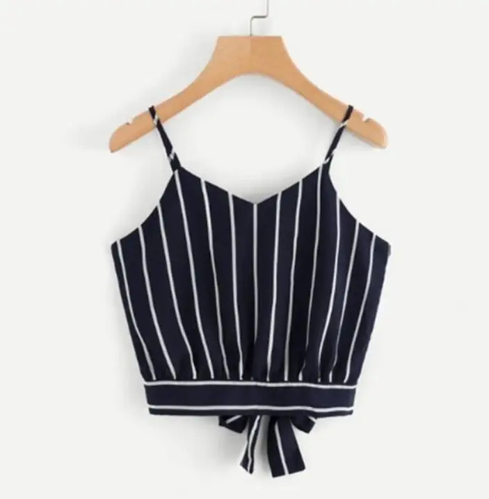 Женский укороченный топ без рукавов черный в полоску с бантом и открытой спиной