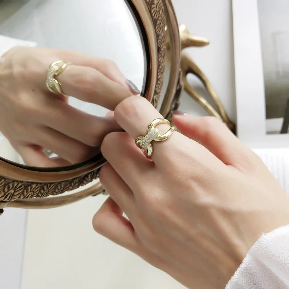 Женское Открытое кольцо из серебра 925 пробы с фианитом | Украшения и аксессуары