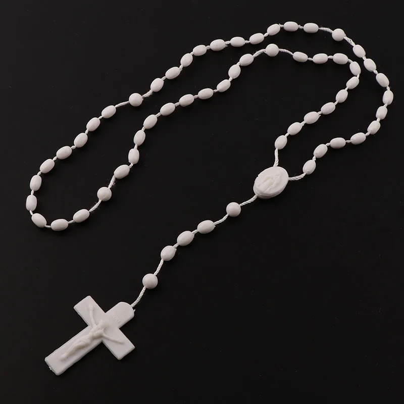 WHITE 12PCS 12 шт., Заводские разноцветные четки, низкие в темноте, пластиковые четки, светящиеся бусы, ожерелье, католическая молитва, религиозные украшения - Окраска металла: WHITE 12PCS