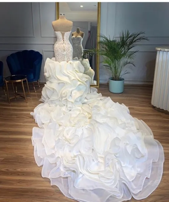Casamento 2019 сверкают Свадебные платья Русалочки пышным низом с оборками милое