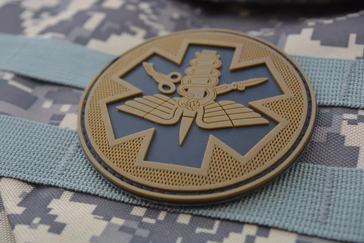 Тактический emt EMS медный фельдшер палка на боевой дух 3D ПВХ патч Боевая ночь светящаяся красная нашивка на нарукавную повязку