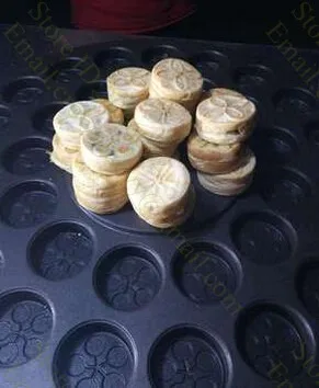 Вращающийся на сжиженном газе гриль для торта с красной фасолью машина закусок