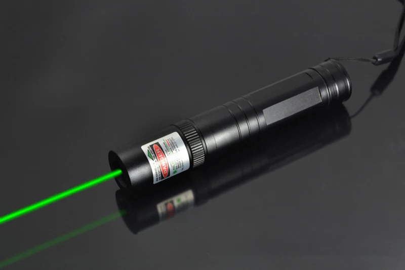 Litwod Z30 военный 532nm 5mw 303 маленький зеленый лазер указка лазер ручка сжигание луч для 18650 батареи горящая спичка фонарик