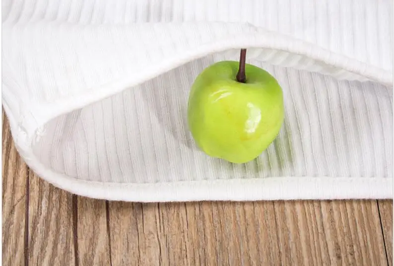 Футболка с бретельками и открытым плечиком Женский трикотажный топ